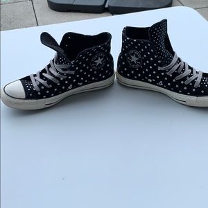 Black suede hightop converse with silver polka dot